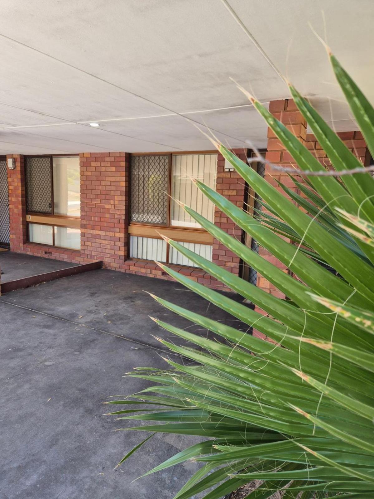 Champion Bay Beach Unit, With Own Carport, Geraldton Eksteriør bilde